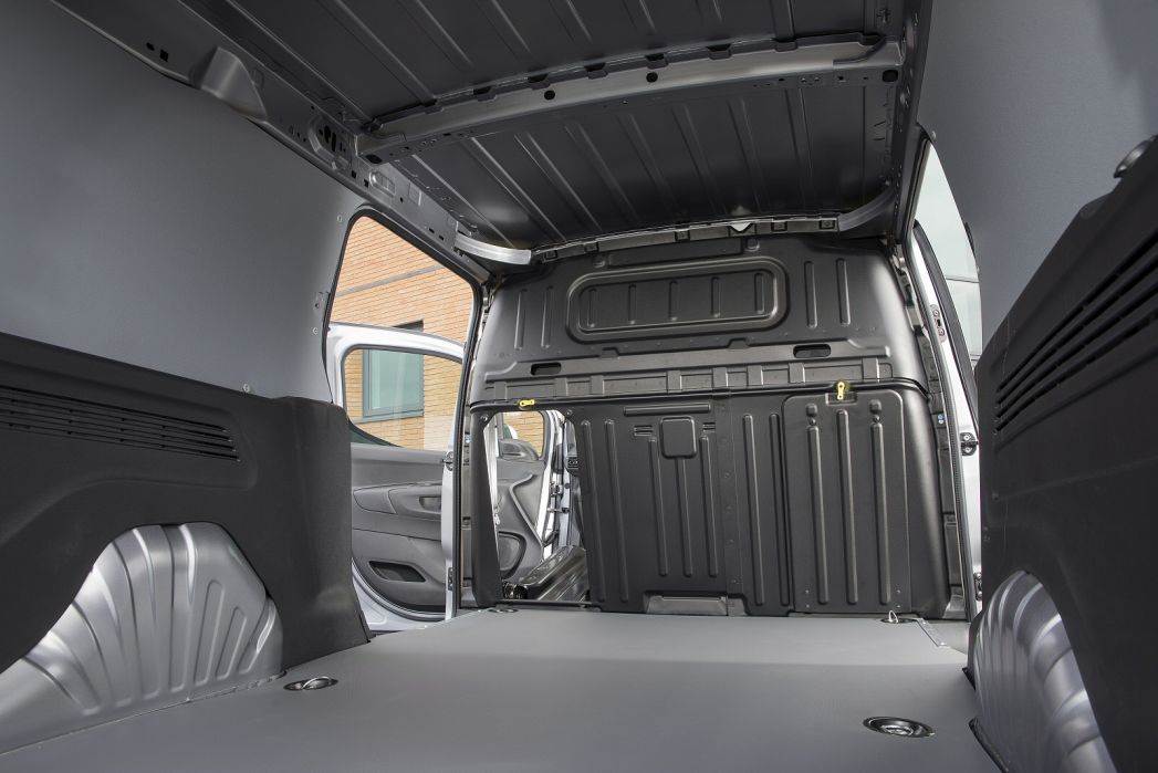 Image 6: Peugeot Partner Standard Diesel 1000 1.5 BlueHDi 100 Professional Prem Van [6 Spd]