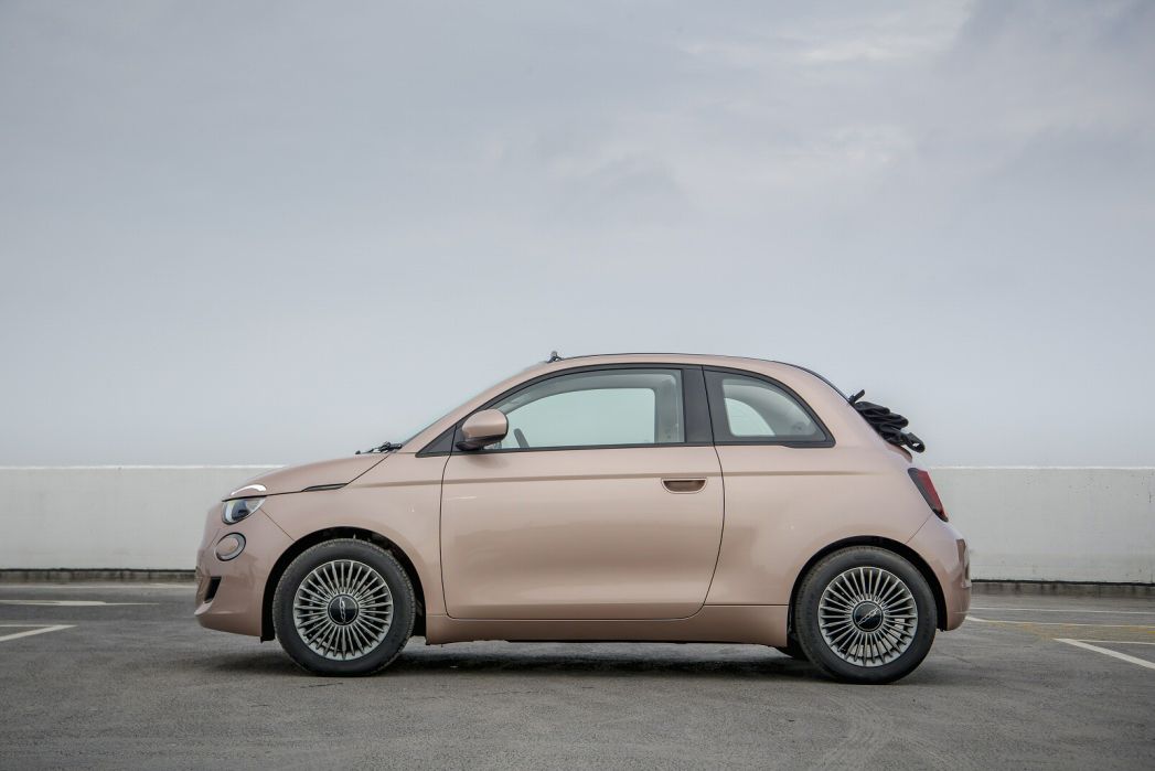 Image 2: Fiat 500 Electric Cabrio Special Editions 87kW Red 42kWh 2dr Auto