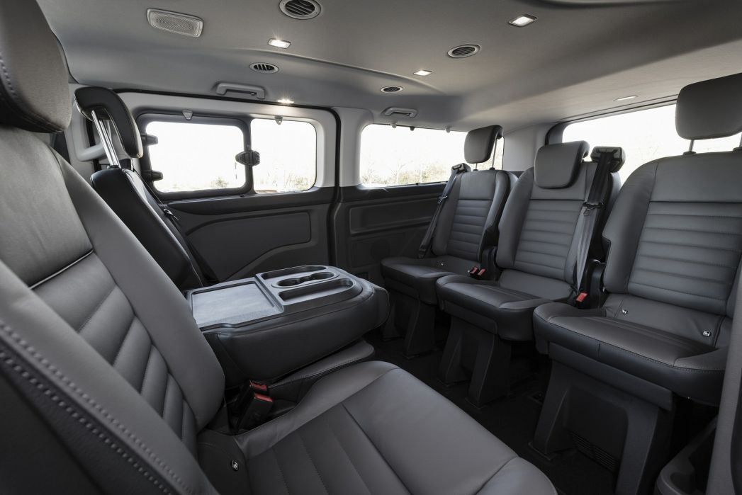 Image 2: Ford Tourneo Custom L1 Diesel FWD 2.0 EcoBlue 150ps L/R 8 Seater Titanium X
