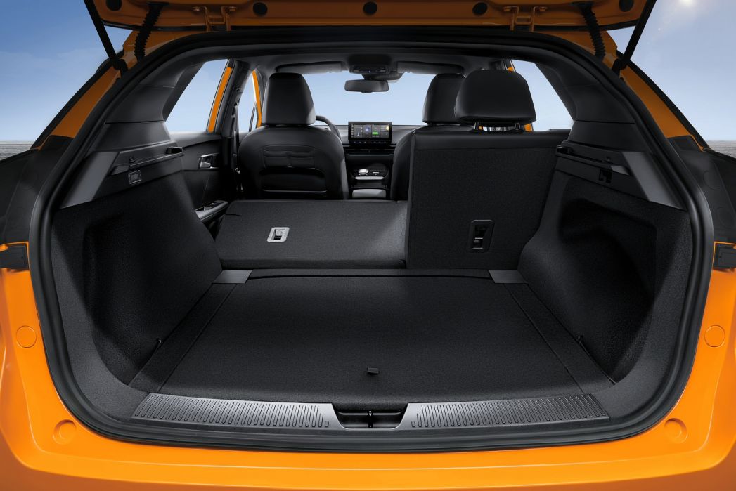 Image 4: MG Motor UK MG4 Hatchback 125kW SE EV 51kWh 5dr Auto