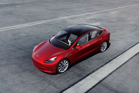 Video Review: Tesla Model 3 Saloon RWD 4dr Auto