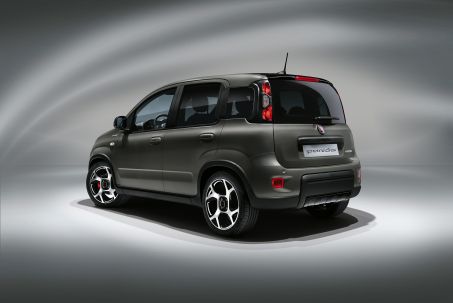 Video Review: Fiat Panda Hatchback 0.9 TwinAir [85] Wild 4x4 [Touch/Style/5 Seat] 5dr